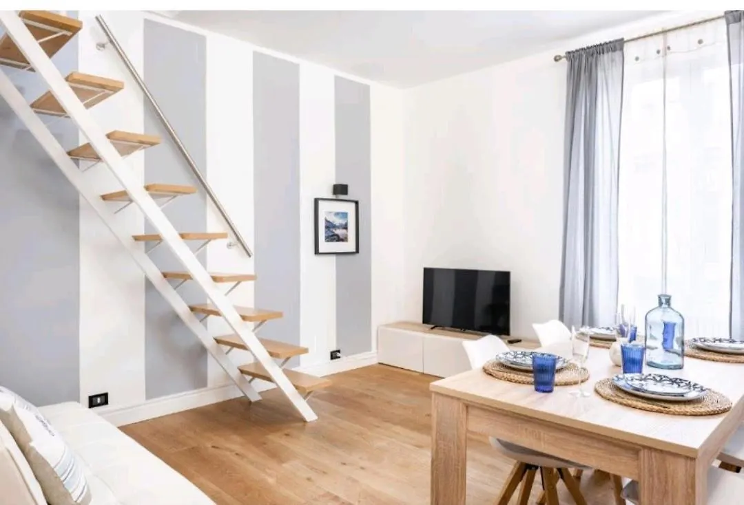 Whale Song Apartment - With Private Parking La Spezia 0*,